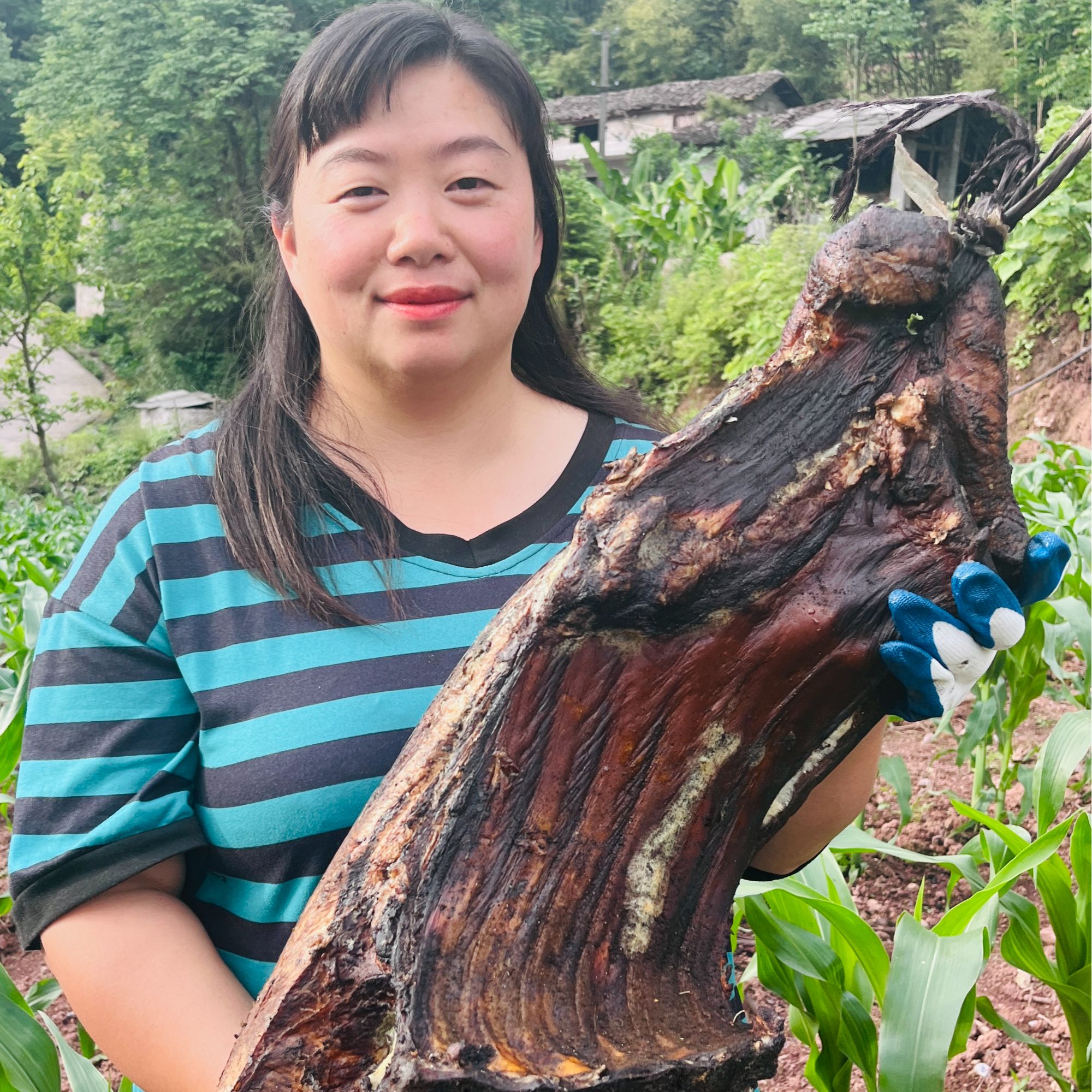 2号链接恩施农村高山粮食猪腊肉(现场称重)