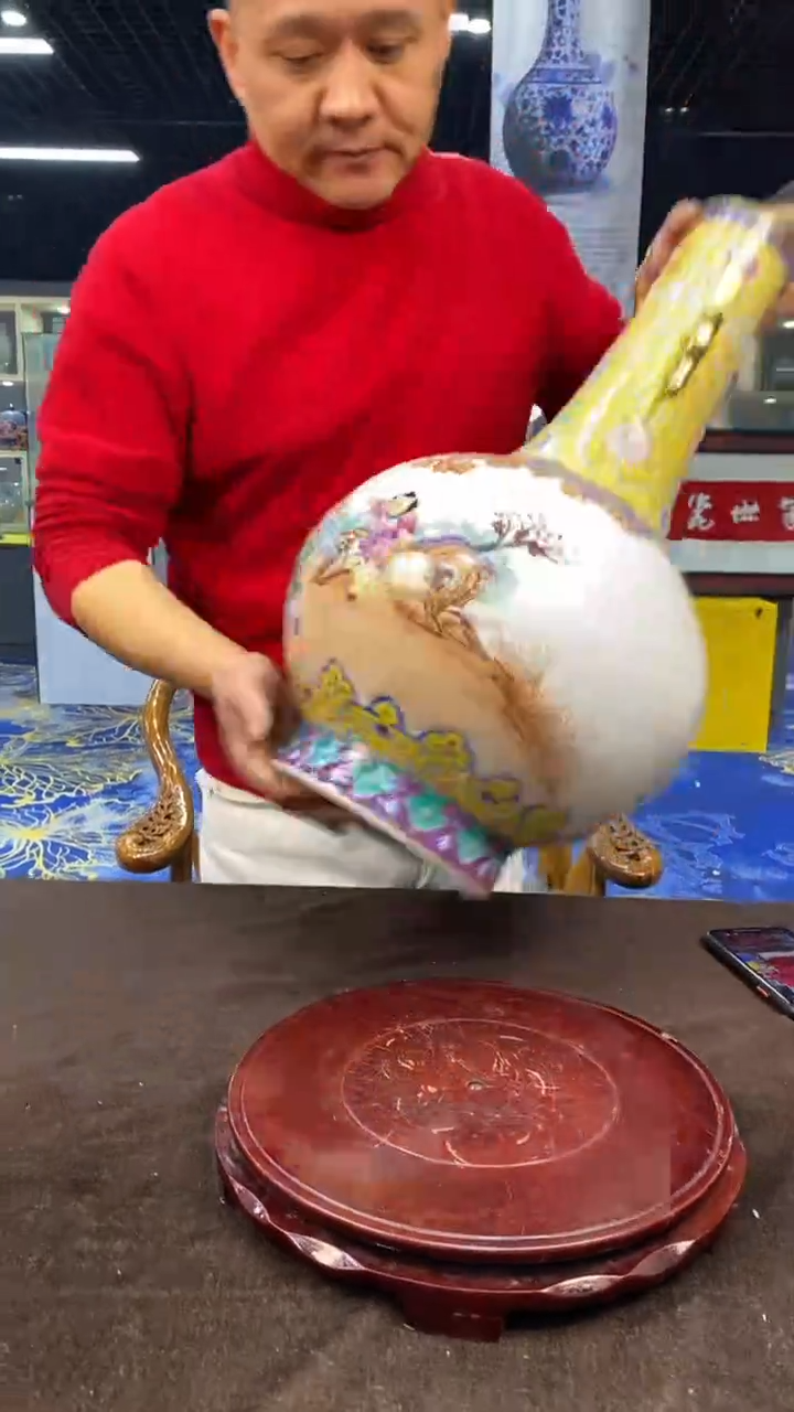 【闪购商品】瓷瓶Q38