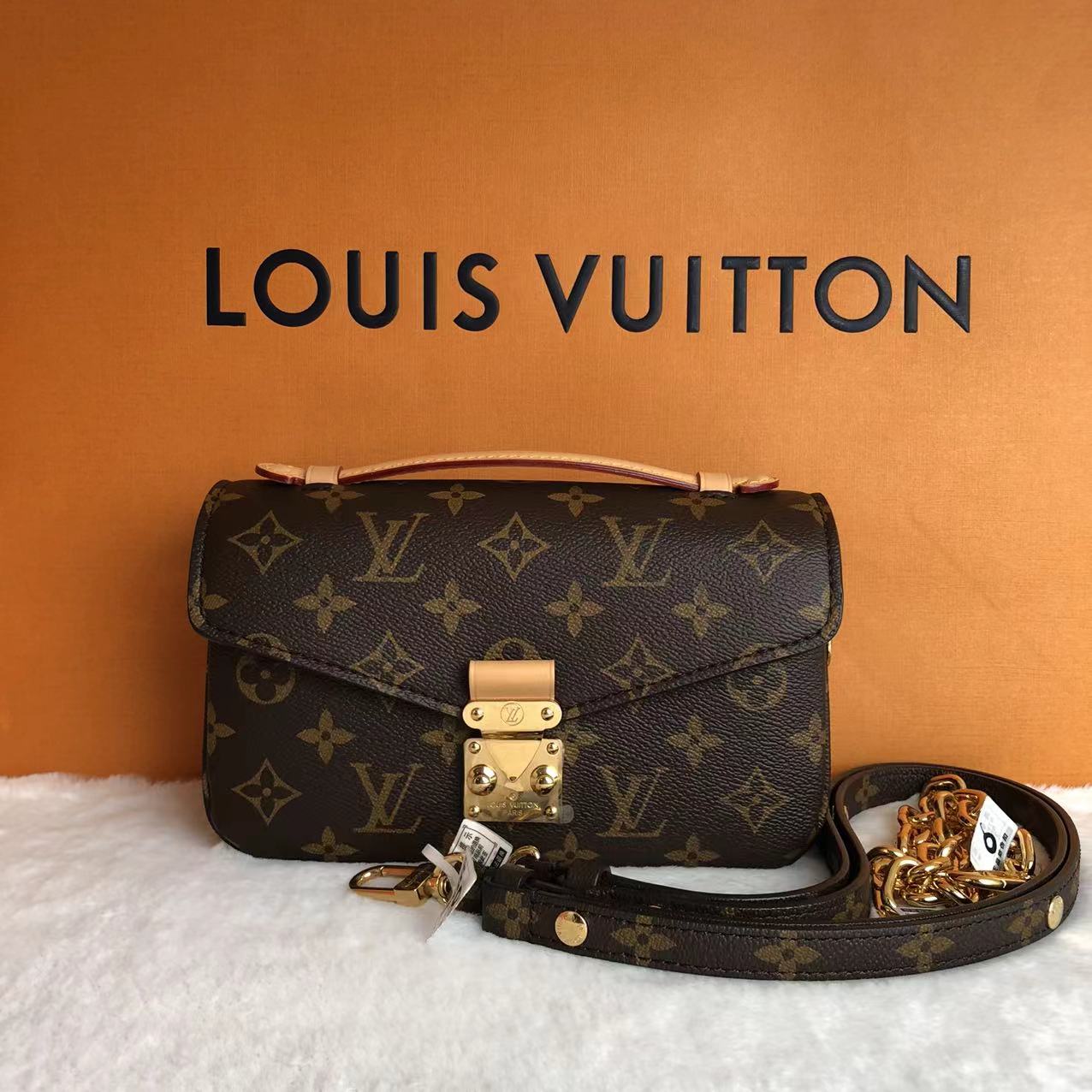 99新 LouisVuitton/路易威登 小邮差包 芯片款 经典801156