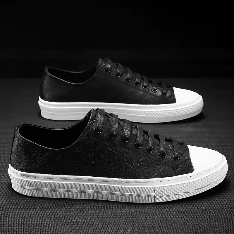 欧洲站夏季真皮小黑鞋男2023新款韩版百搭黑色休闲板鞋头层牛皮潮