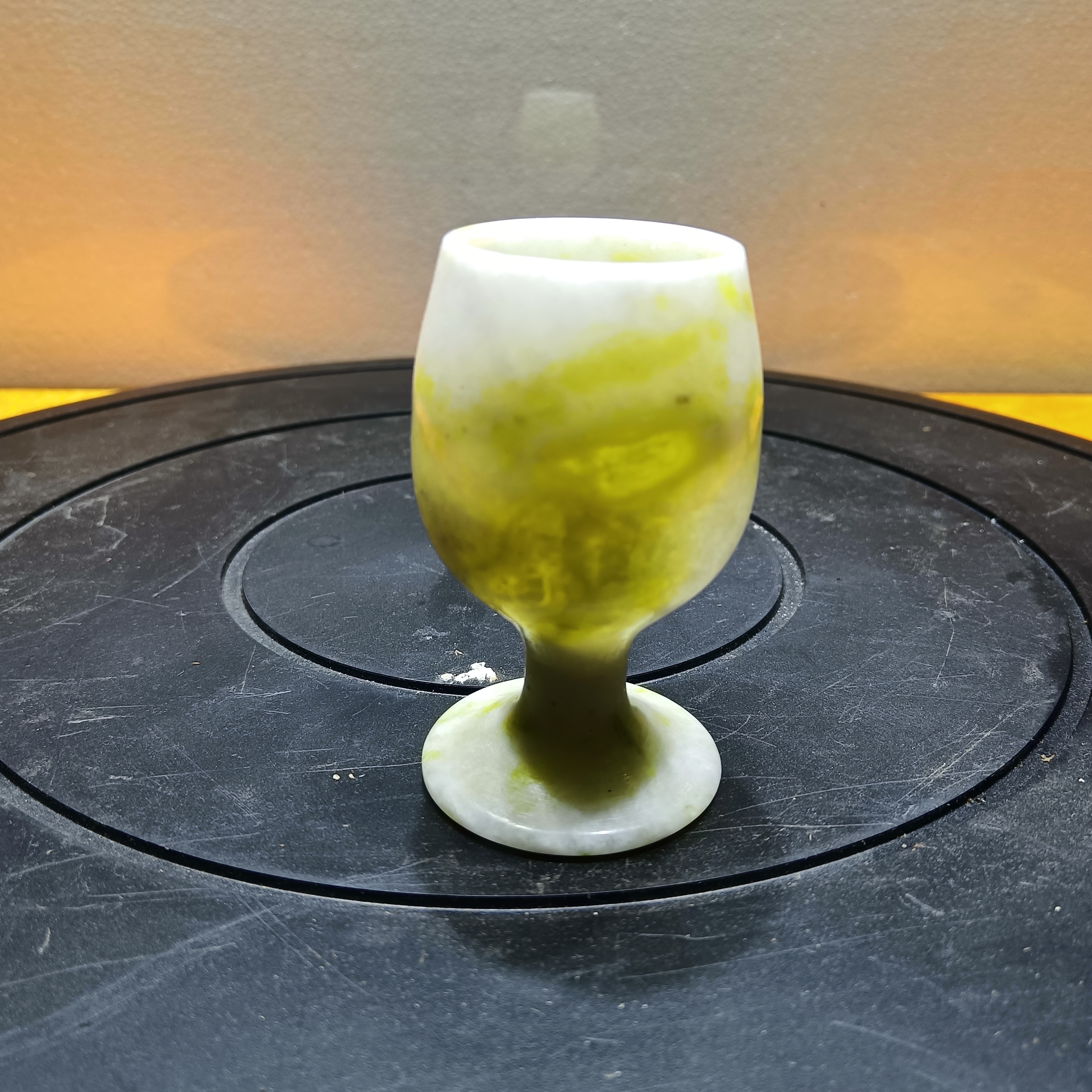 家居饰品手工雕刻