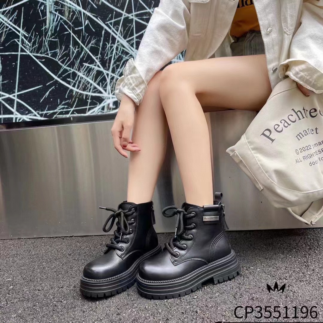 【保国女鞋】加绒秋冬♥♠时尚后双拉链马丁靴（1196）