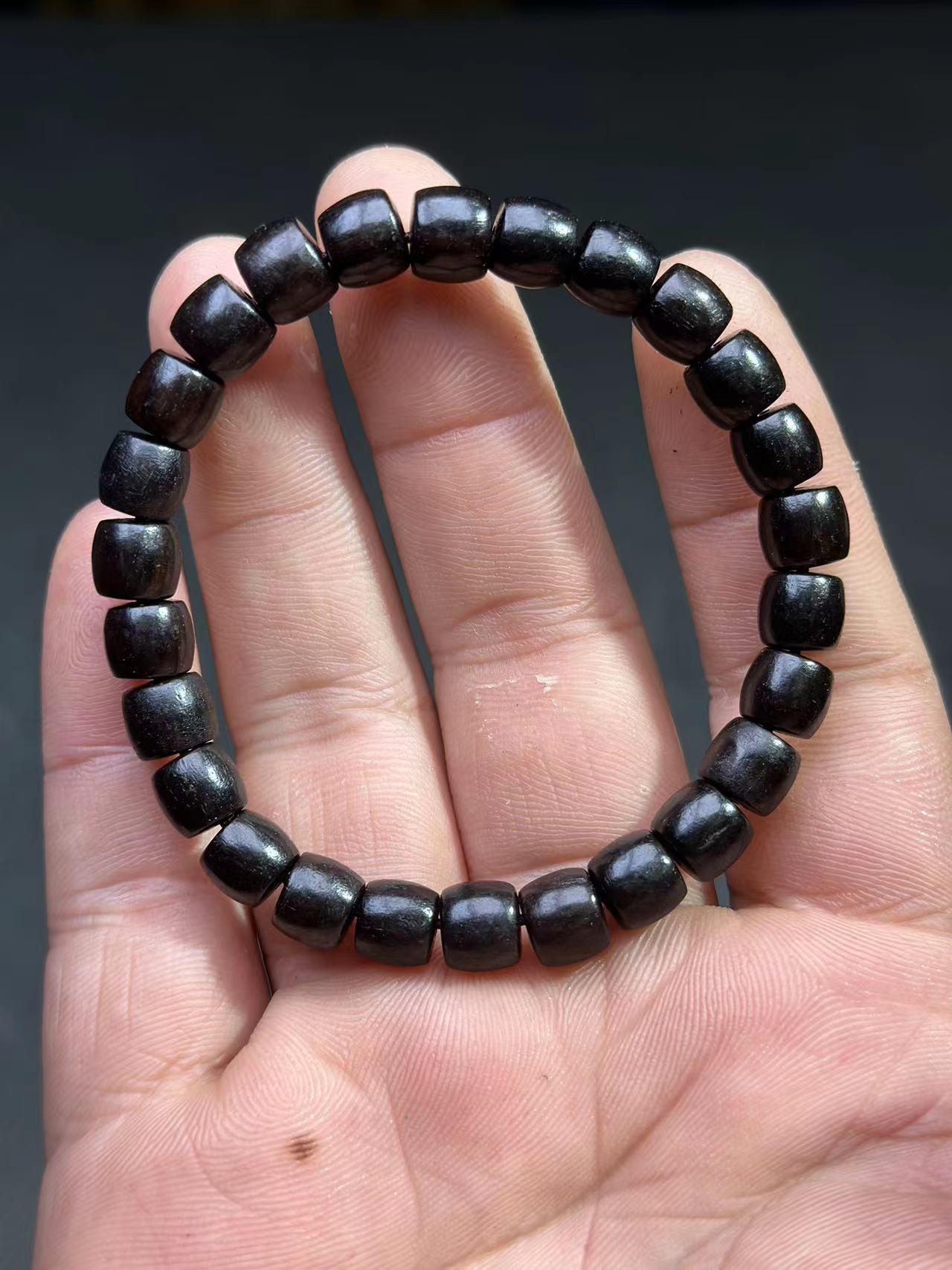 A118乌木精工直切7×8单圈手串