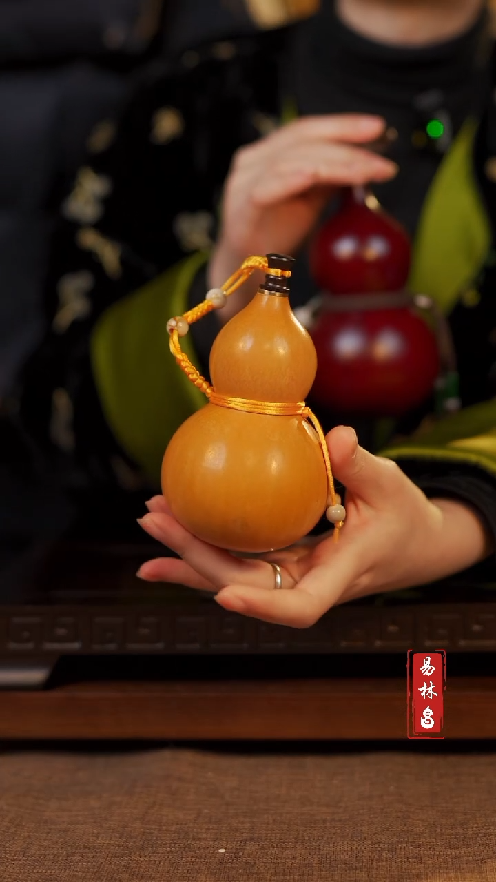 【闪购商品】天然葫芦玄黄3两左右小酒壶