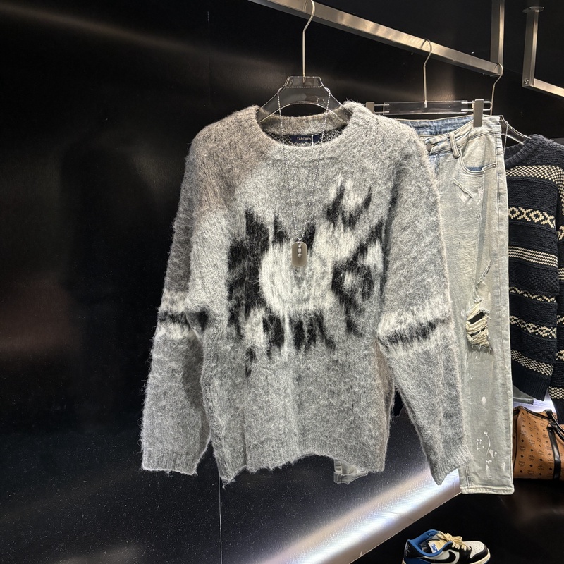断码秋冬宽松拼接不规则图案休闲男士毛衣针织衫
