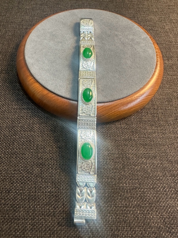 雅雅首饰信誉店摆件