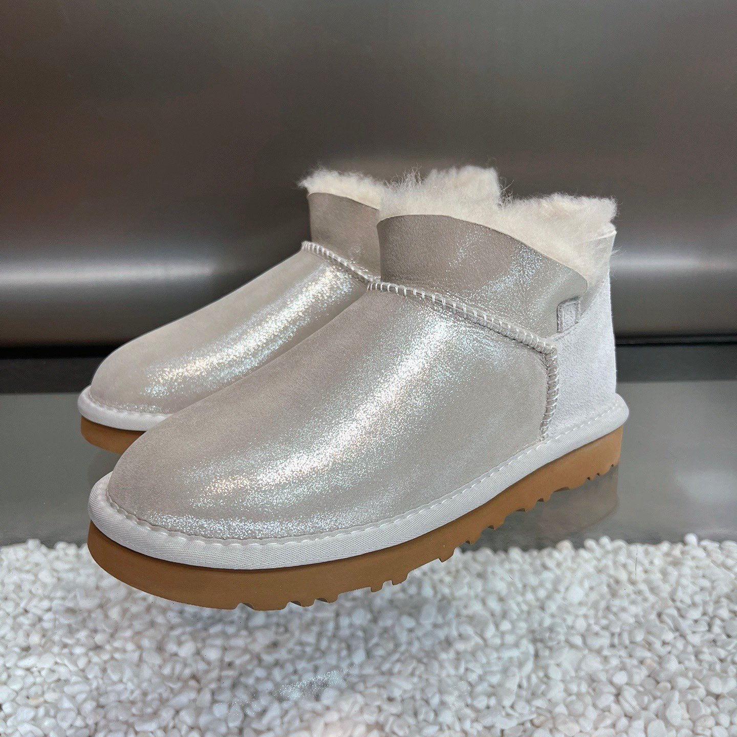 【默认微瑕 no退no换】澳大利亚羊皮毛一体时尚百搭防滑女款雪地靴