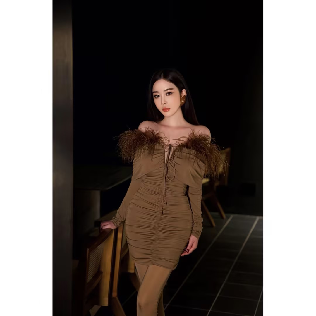 【KR】RQSLYQ2312359 连衣裙
