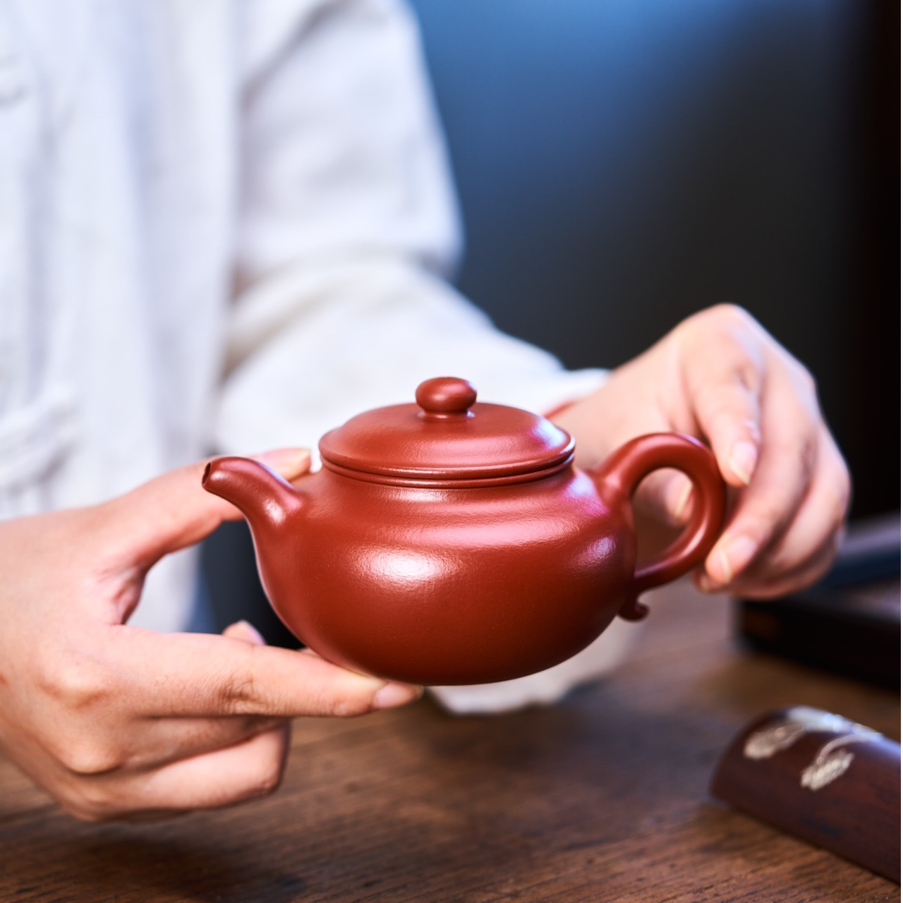 【半手工】紫砂壶 国工周良红 仿古 大红袍 240CC