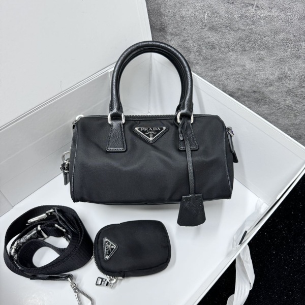 95新/妃鱼/单肩包/普拉达/241006LL0038