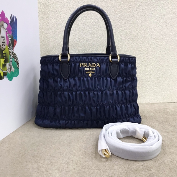 95新/妃鱼/单肩包/普拉达/241031LL0022