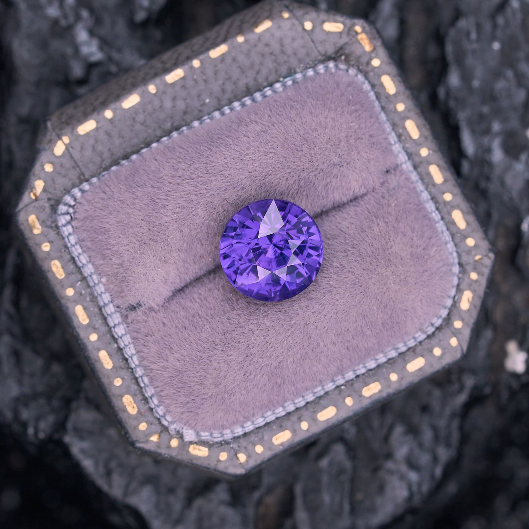 【拓普宝石】无烧钻切紫蓝宝3.07克拉吉尔德证书Vibrant璀璨切割