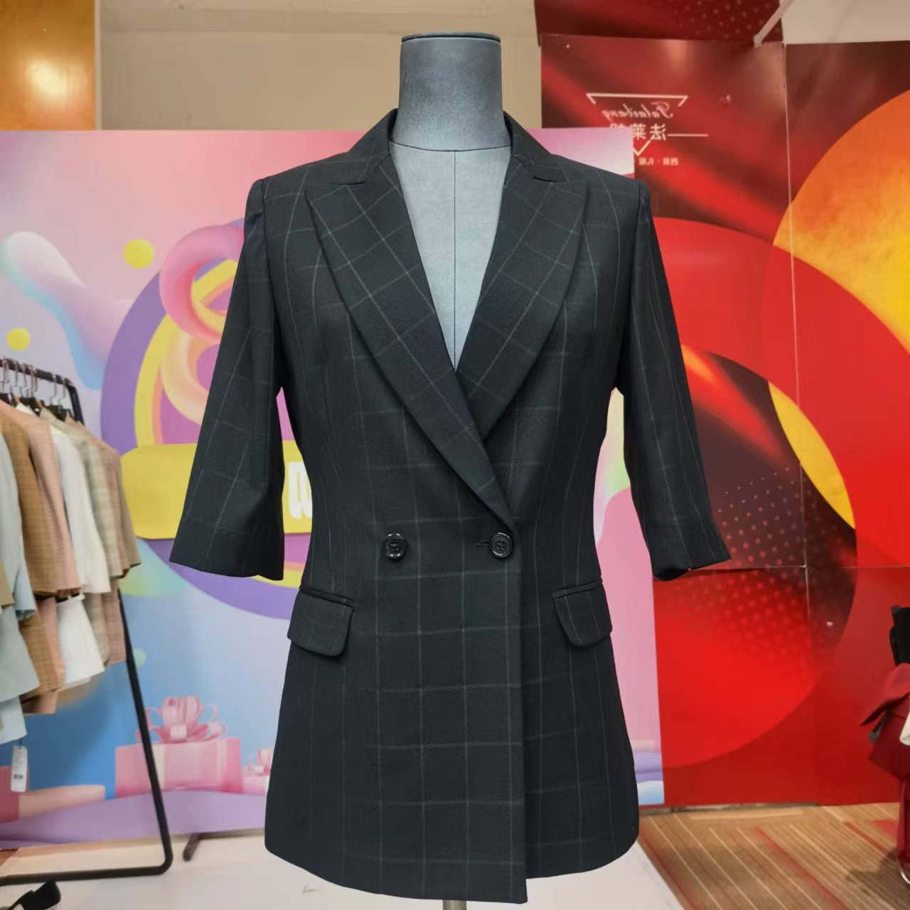  【丽爷】7352-36春夏款中袖小脚裤西装套装