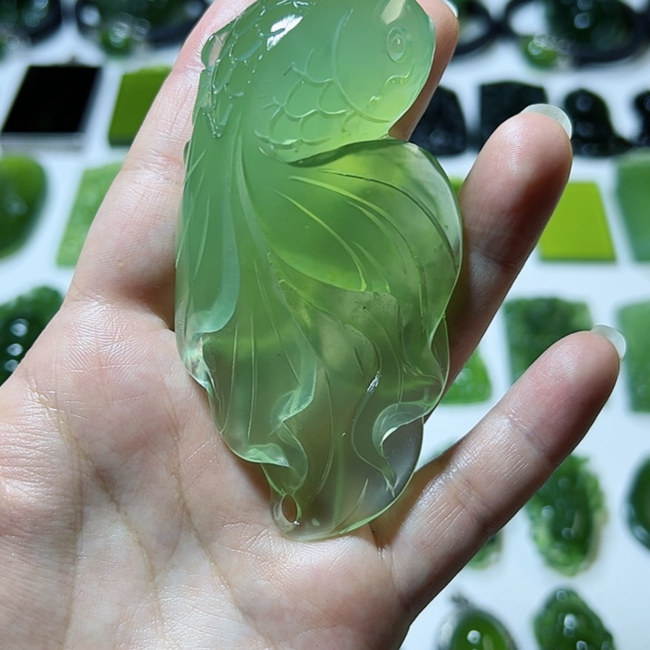 【闪购商品】蛇纹石玉手把件未镶嵌