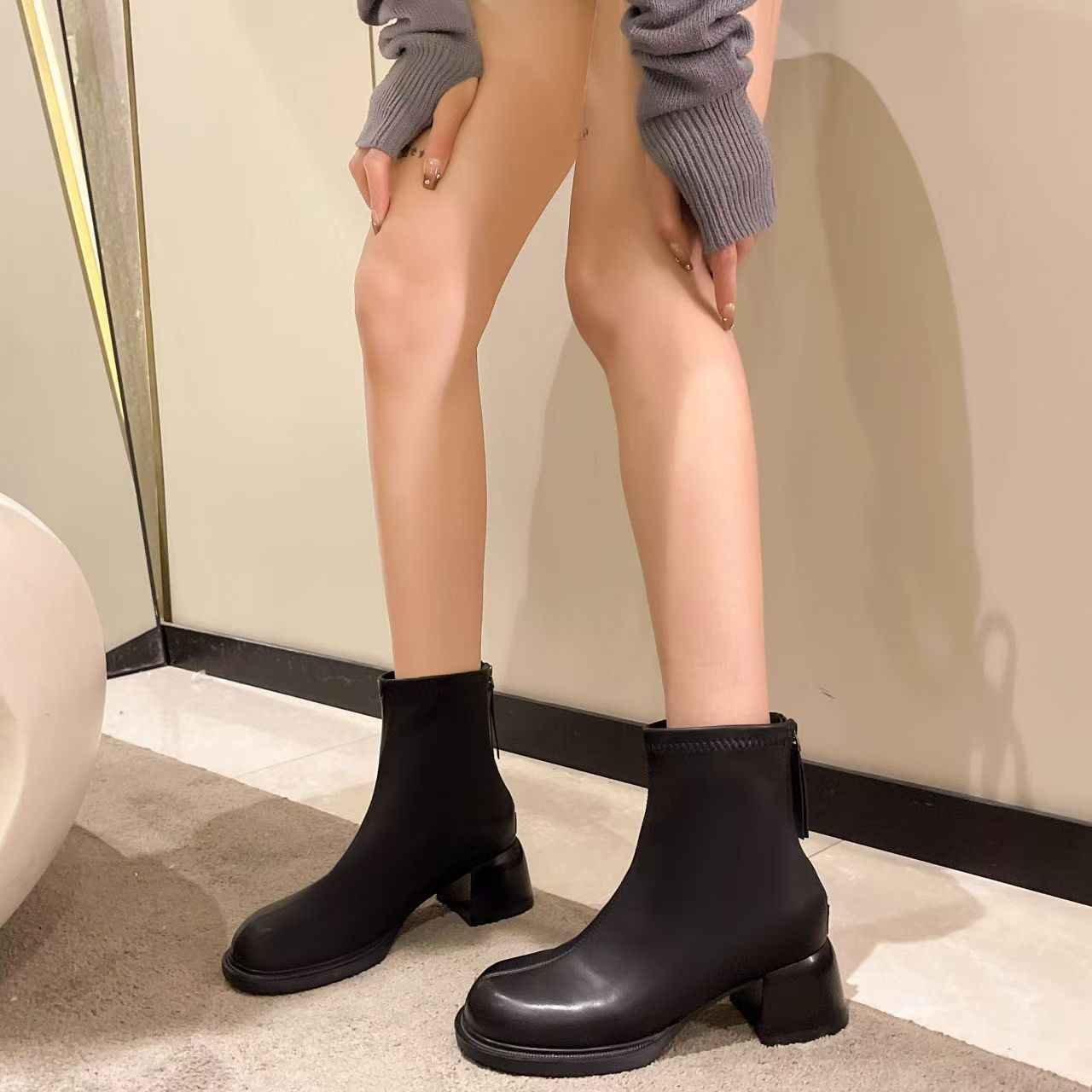 2024新款马丁短靴女靴切尔西烟筒靴瘦瘦靴爆款粗跟短靴女秋冬女鞋