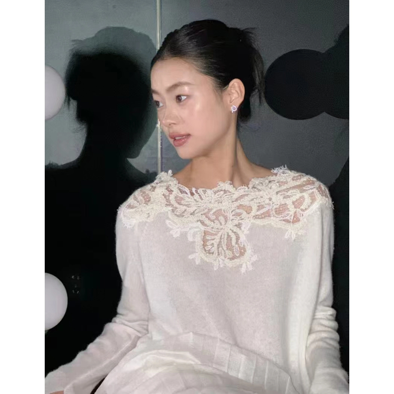 意式新娘！白色针织衫气质领口蕾丝设计百搭毛衣衣长59 款号GZ9326