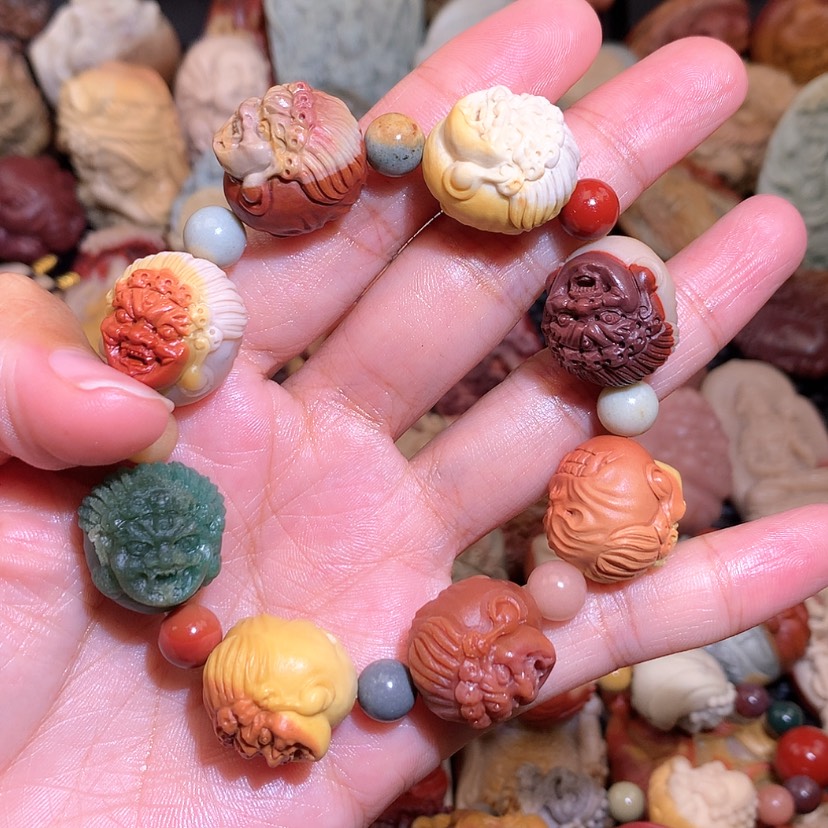 【闪购商品】石英质玉手链未镶嵌