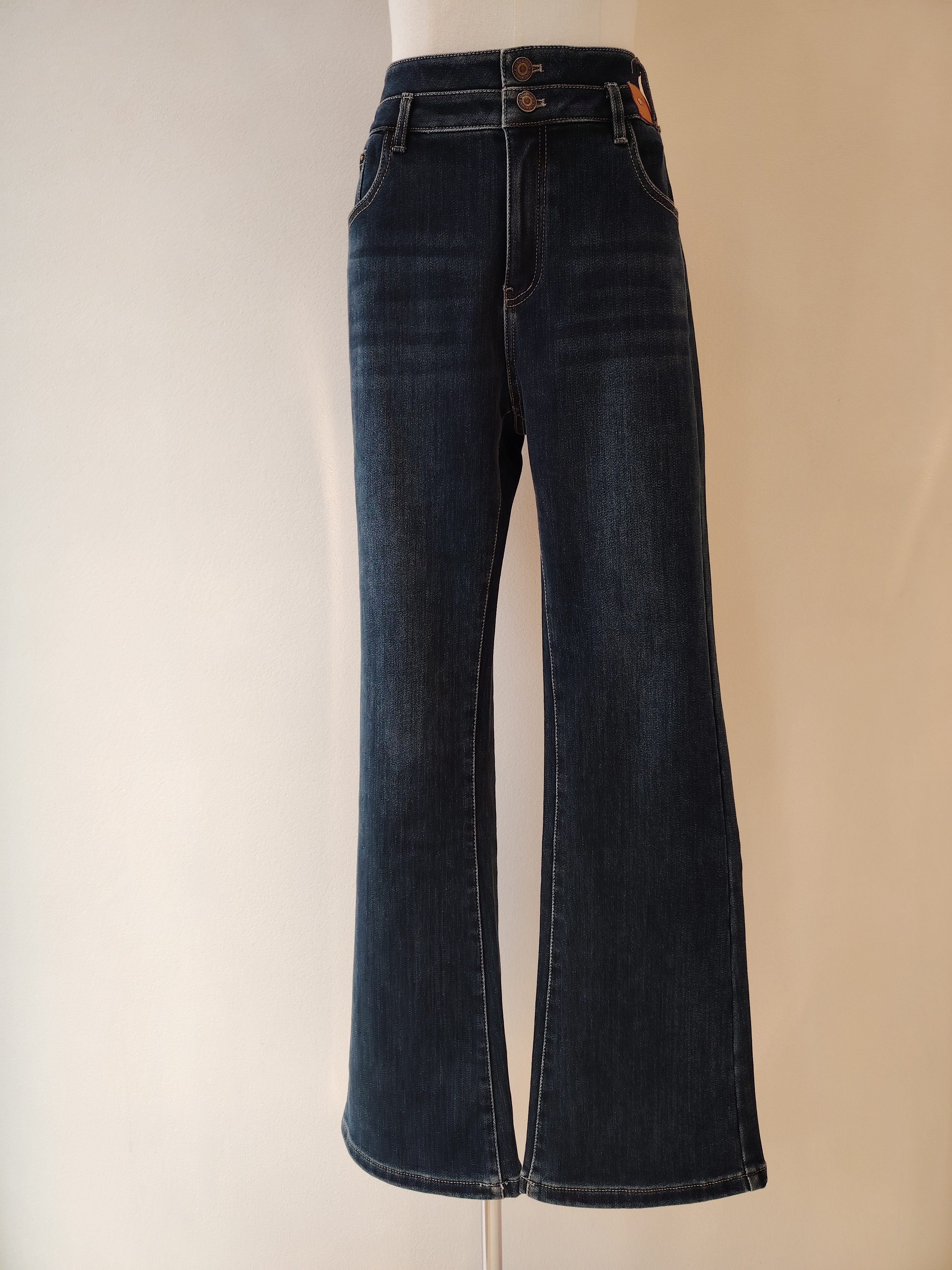 5折FONMEY 梵迷微喇牛仔裤