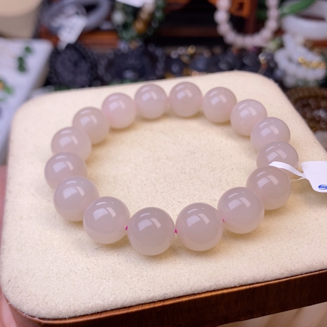 和田玉熟藕粉红粉特细手链卡12mm未镶嵌