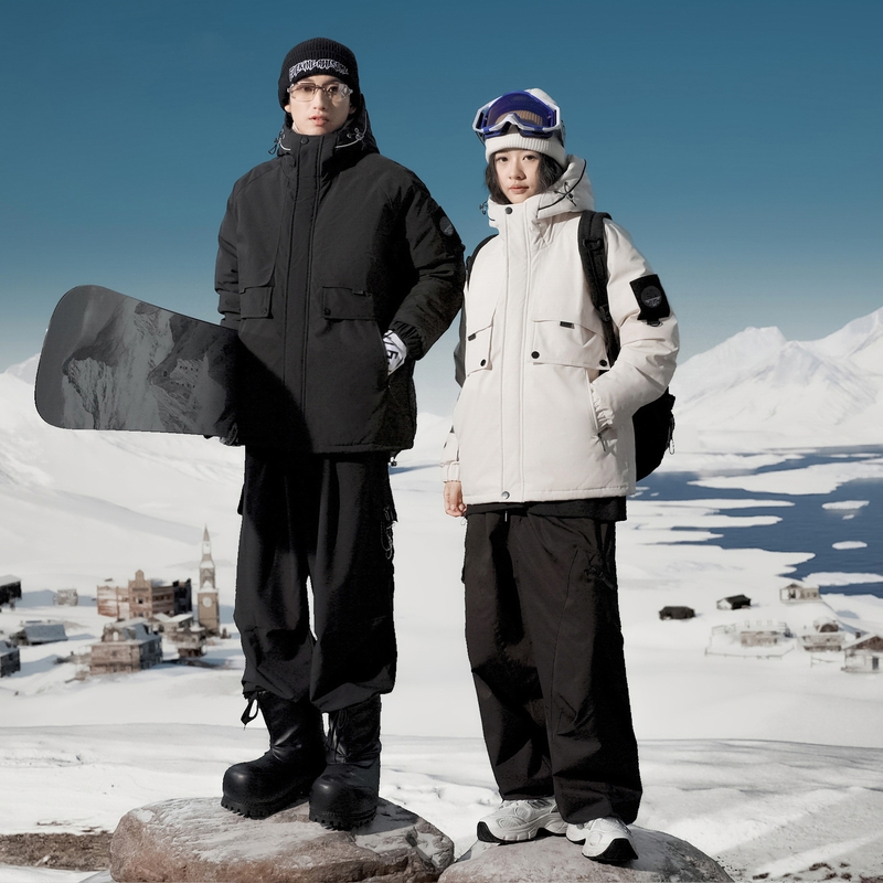 【雪中飞】男女同款冬季羽绒服情侣加厚防风保暖连帽户外