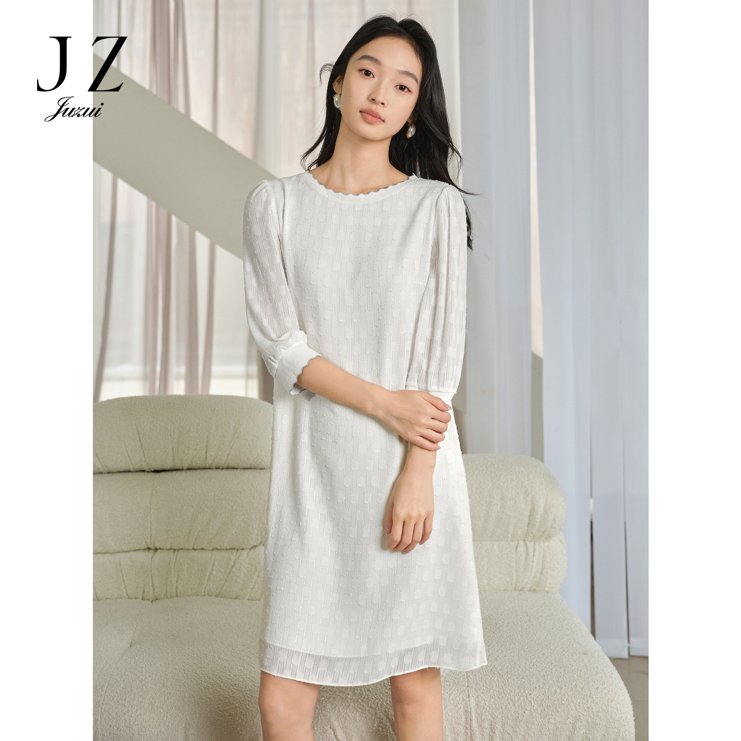 JZ玖姿波点剪花连衣裙女小众设计感裙子JTDC50041