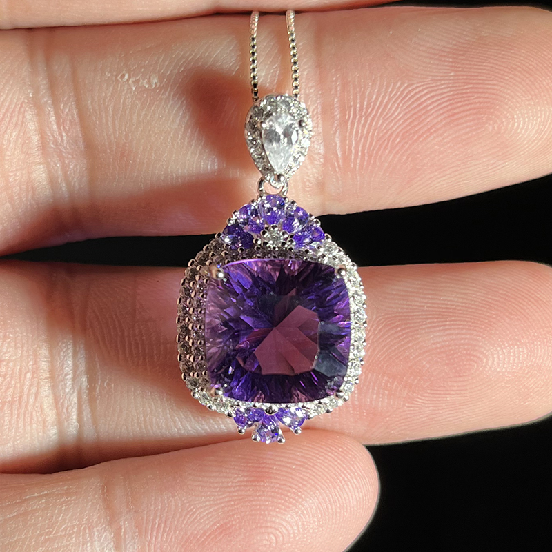 S925银天然全净体紫水晶12*12MM吊坠女款不含链FG190