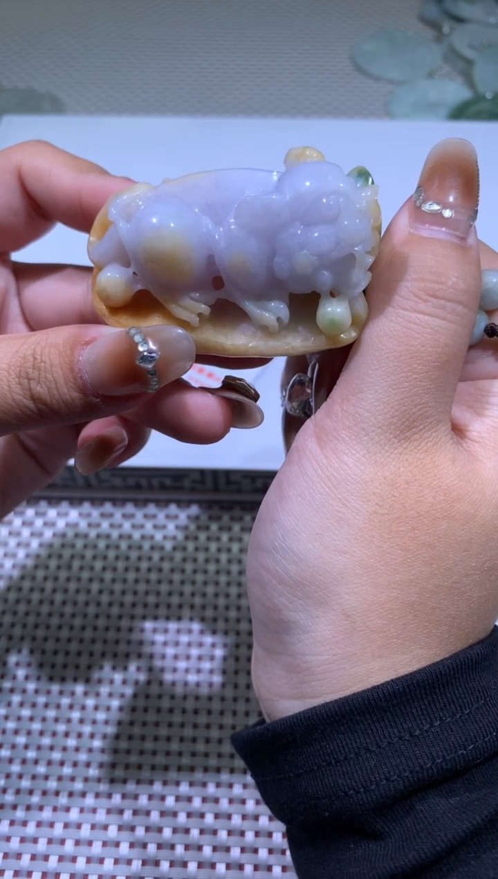 【闪购商品】翡翠颈饰未镶嵌3782