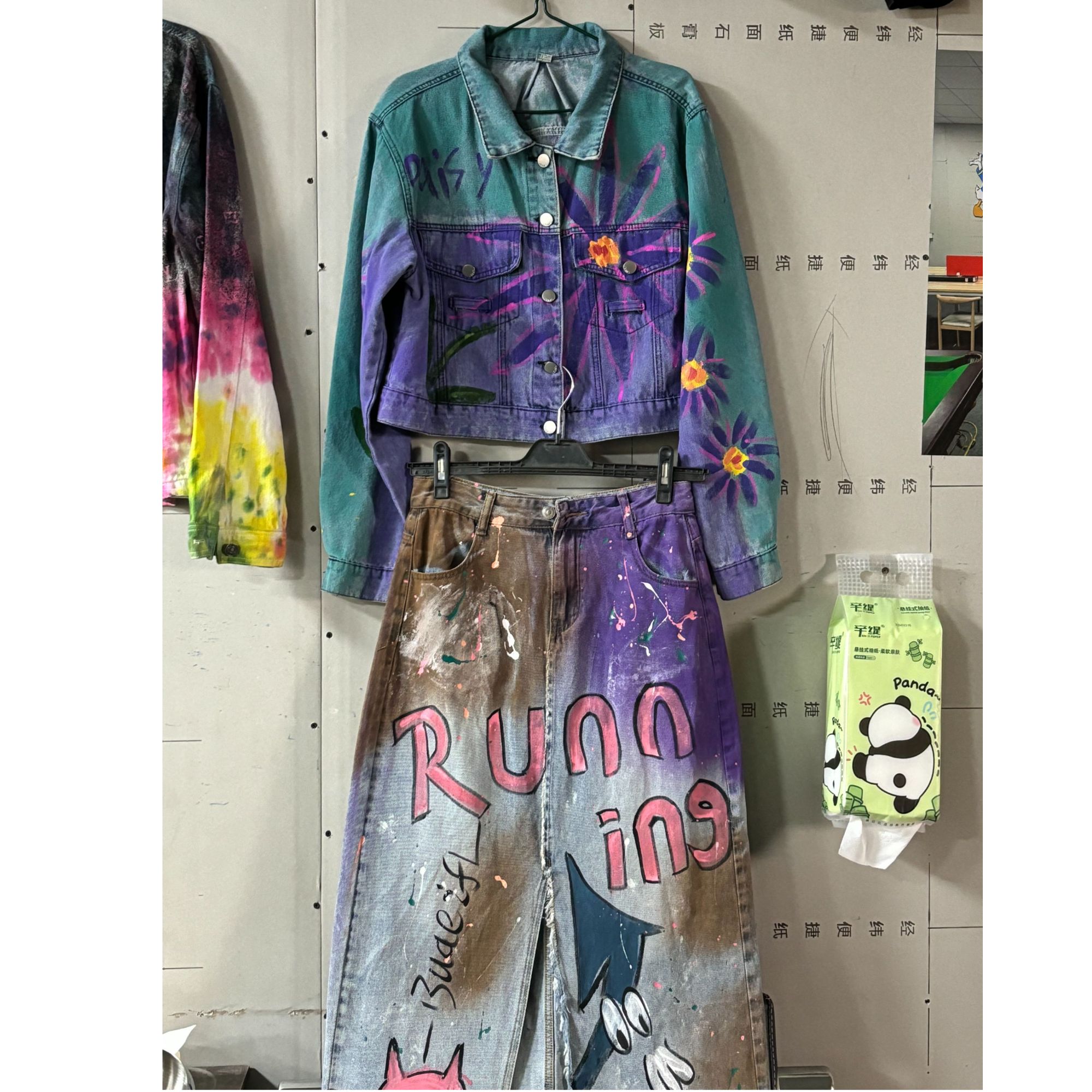 2024年牛仔尾货微瑕冬季时尚潮流宽松辣妹牛仔套装欧美性感女