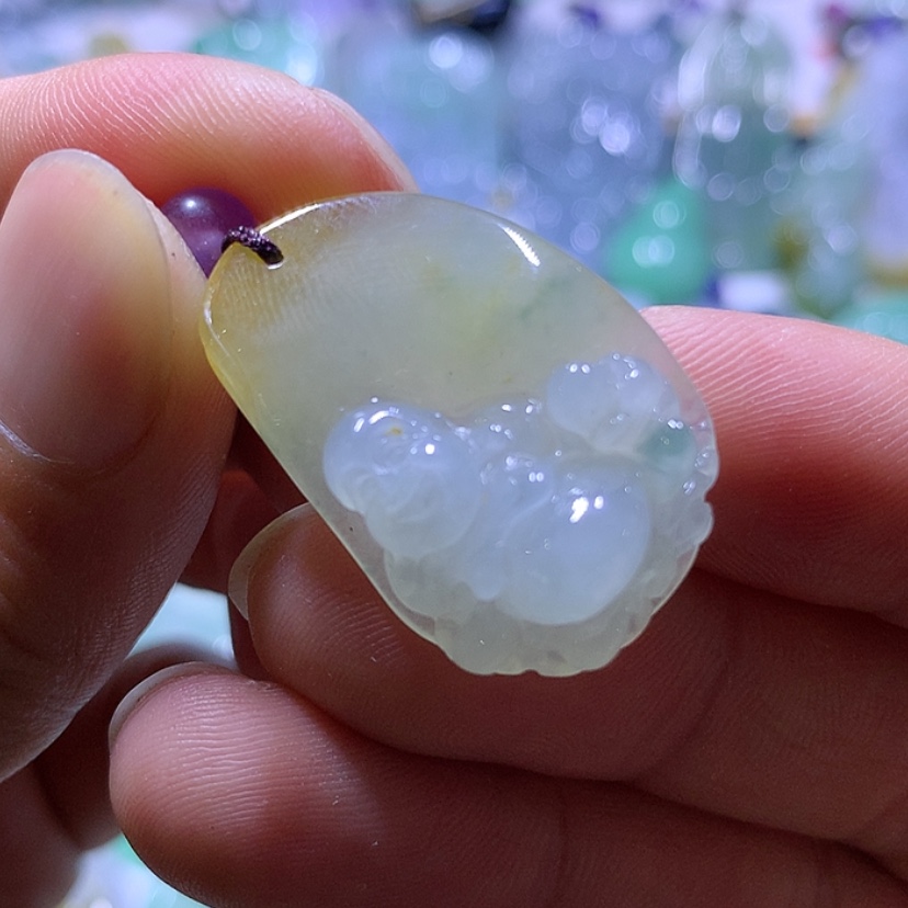 【闪购商品】翡翠颈饰未镶嵌