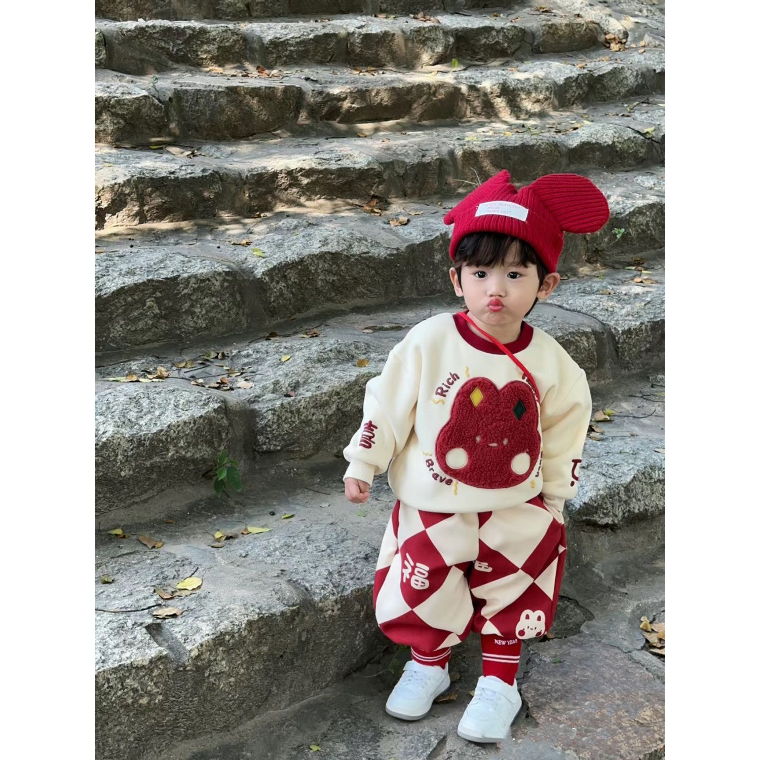 冬季新款男女童加绒套装过年服帅气卫衣外套儿童宝宝拜年