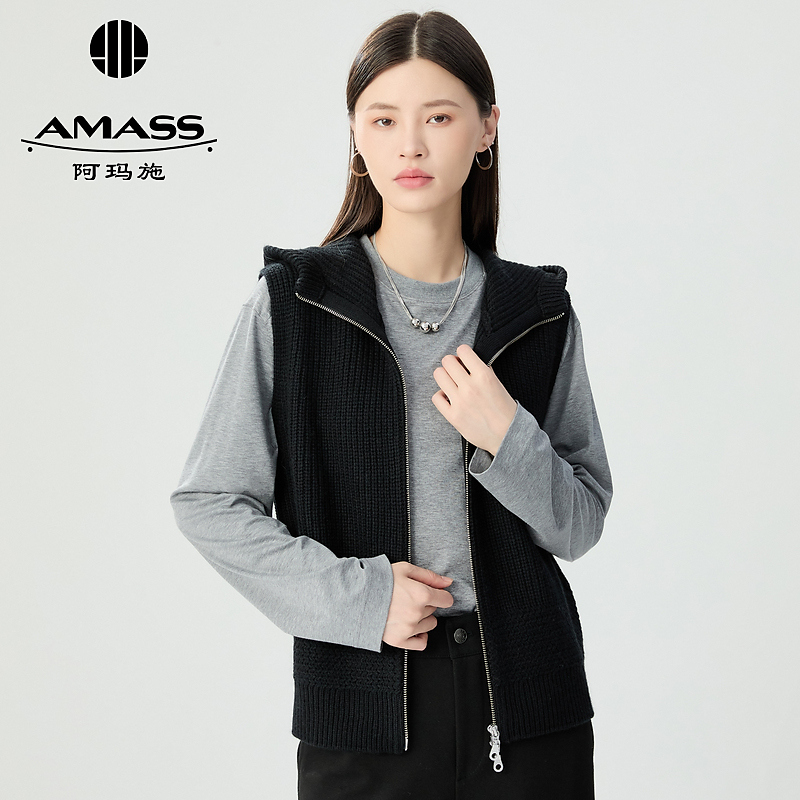 阿玛施AMASS秋冬新款绵羊毛减龄感连帽拉链针织马甲外套女5499273