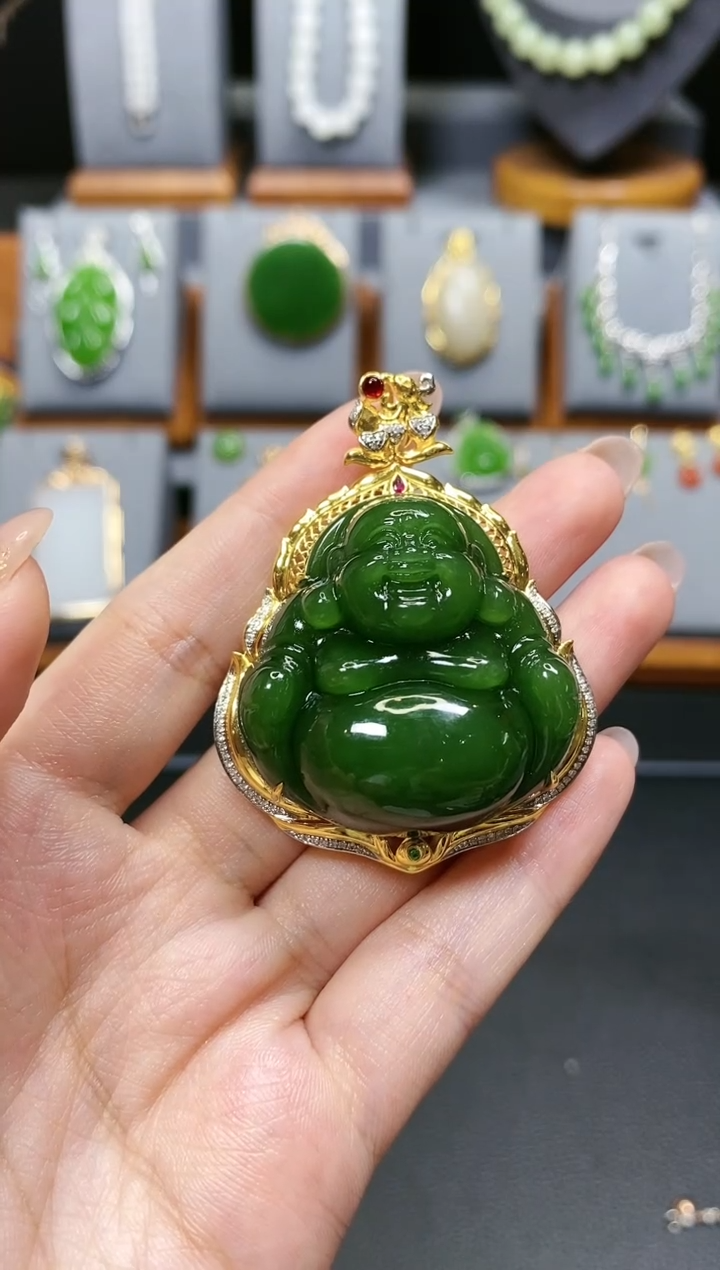 【闪购商品】和田玉碧玉绿佛公吊坠18K金镶嵌*收藏