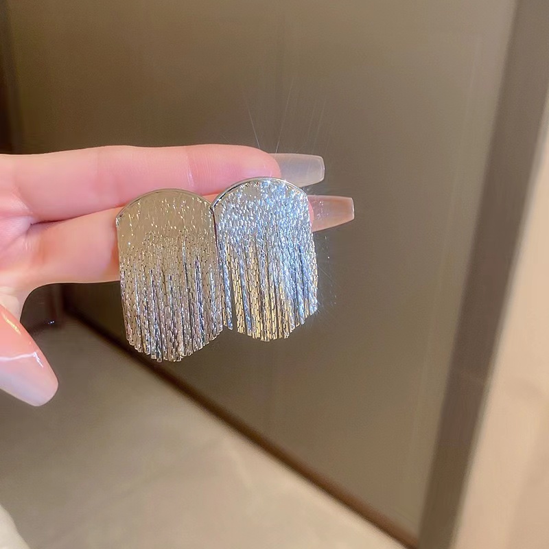 欧伦诗 铜合金耳饰 925银针 时髦气质轻奢 弧线流苏耳环 20112A