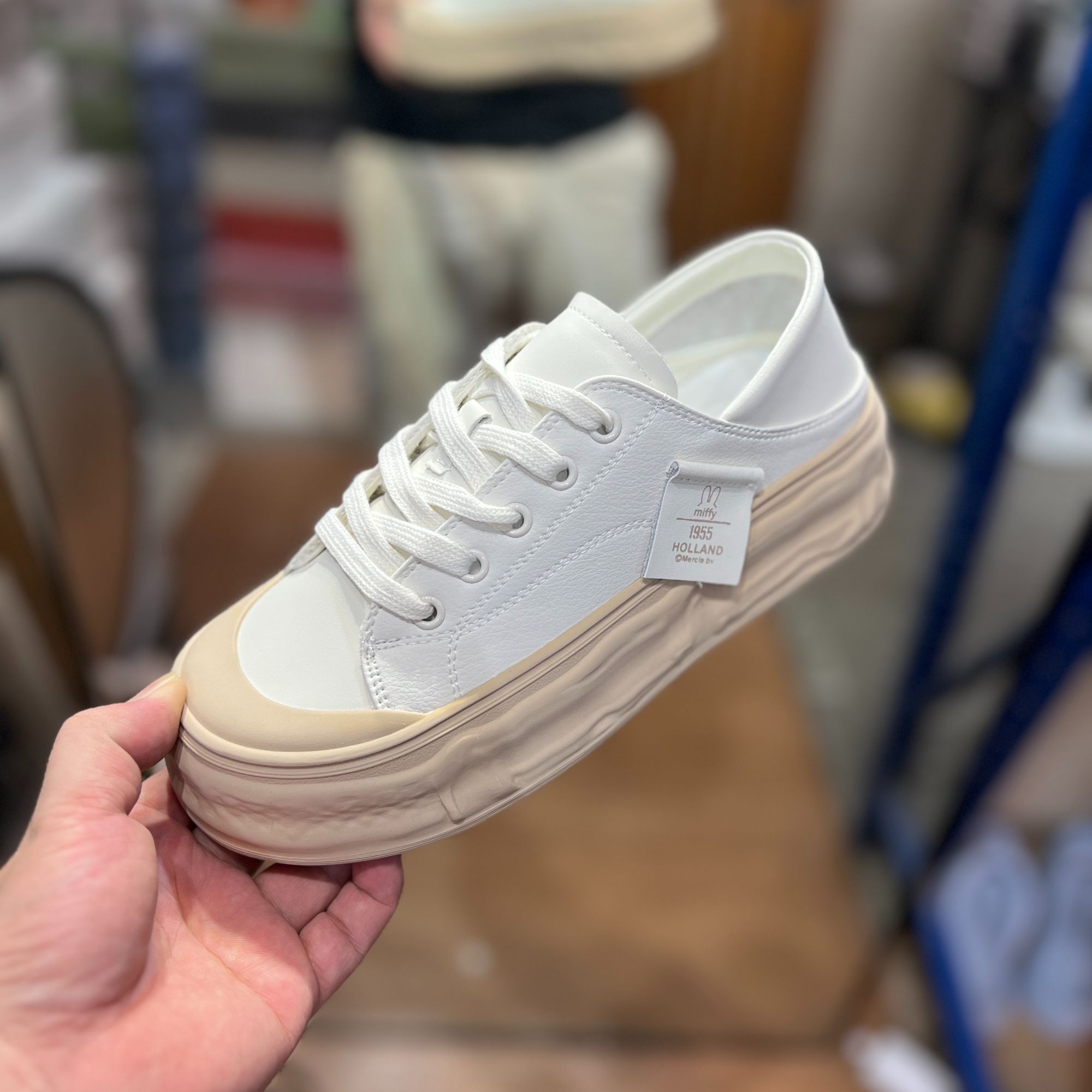 时尚百搭小白鞋休闲鞋女鞋