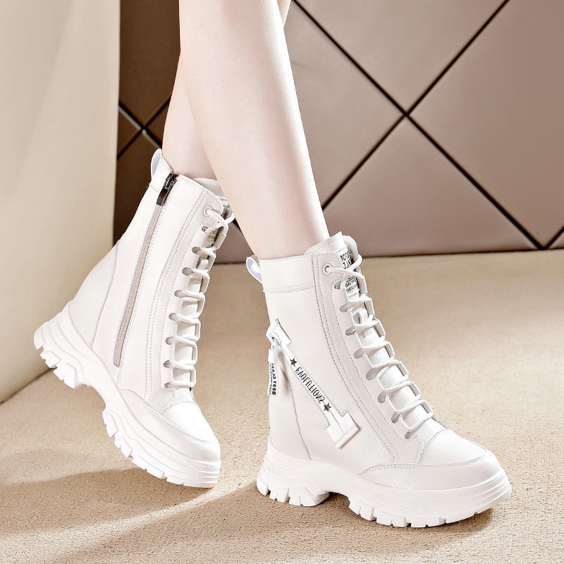 内增高中筒靴女小个子2025新款秋冬季马丁靴女网红瘦瘦高跟英伦风