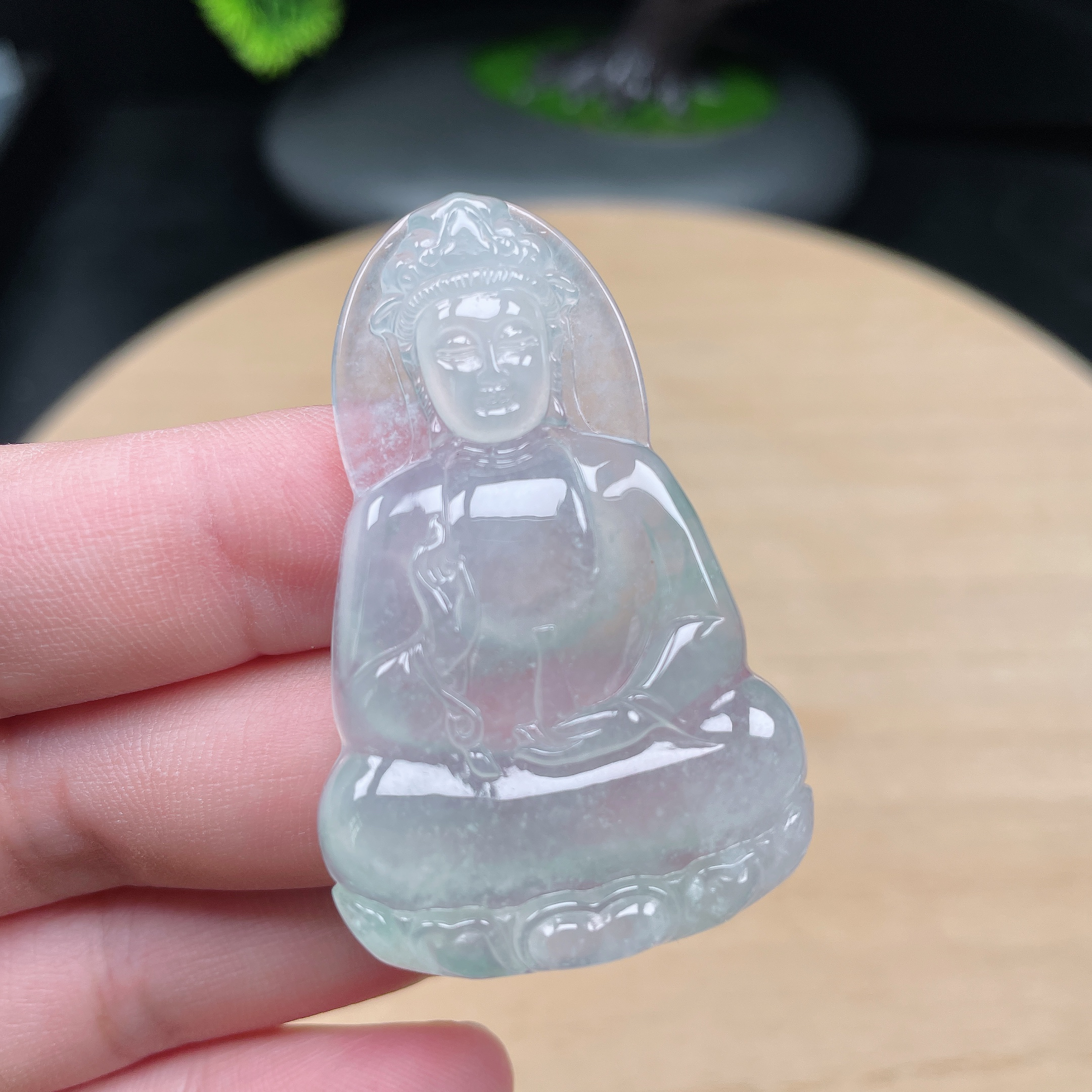 缅甸天然A货翡翠冰种冰透起胶素衣观音吊坠挂件53-33.1-6.3mm