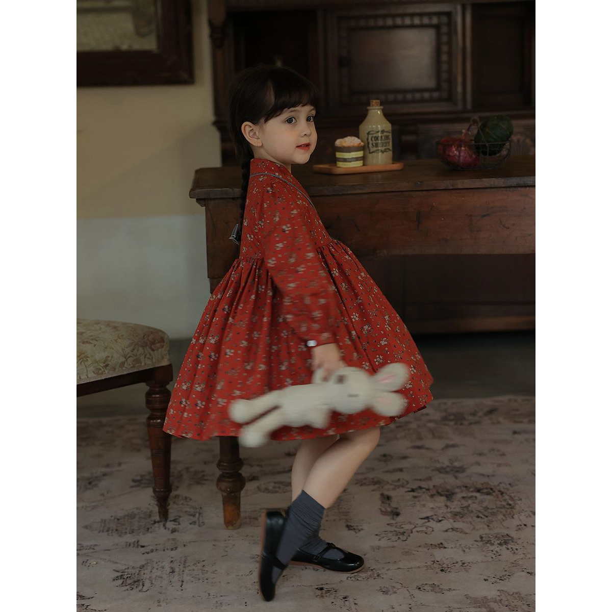 小香风中小女童2023秋冬加厚小众偏襟连衣裙宝宝洋气公主裙长儿童