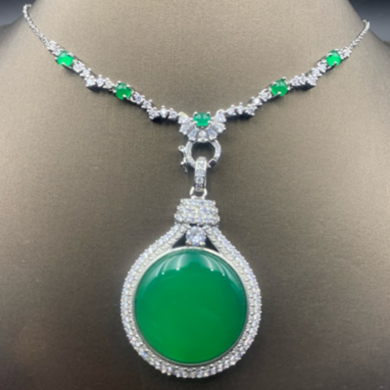 铜合金项链 50325轻奢系列项链气质时尚百搭绿色女士镶嵌