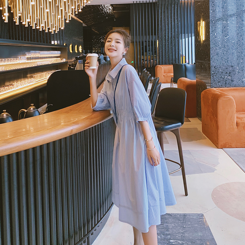 连衣裙女中长款夏季新款蓝色法式轻熟风气质显瘦小个子条纹衬衫裙