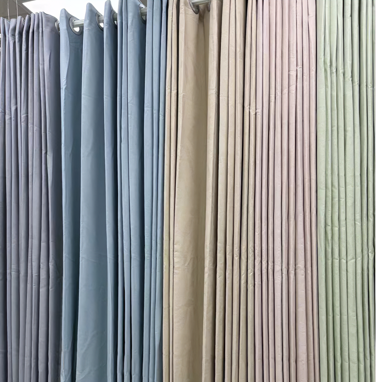 （繁花）高精密黑金抗菌全遮光2024新款奶油风法式绿色可可蛋奶窗帘