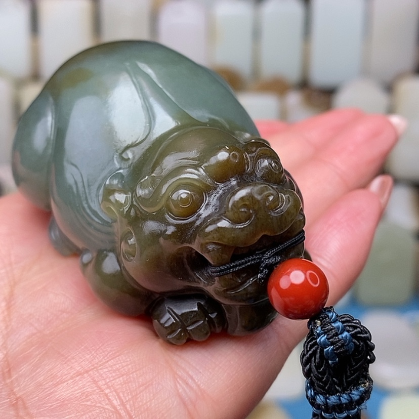 【闪购商品】和田玉把件未镶嵌倚**雨