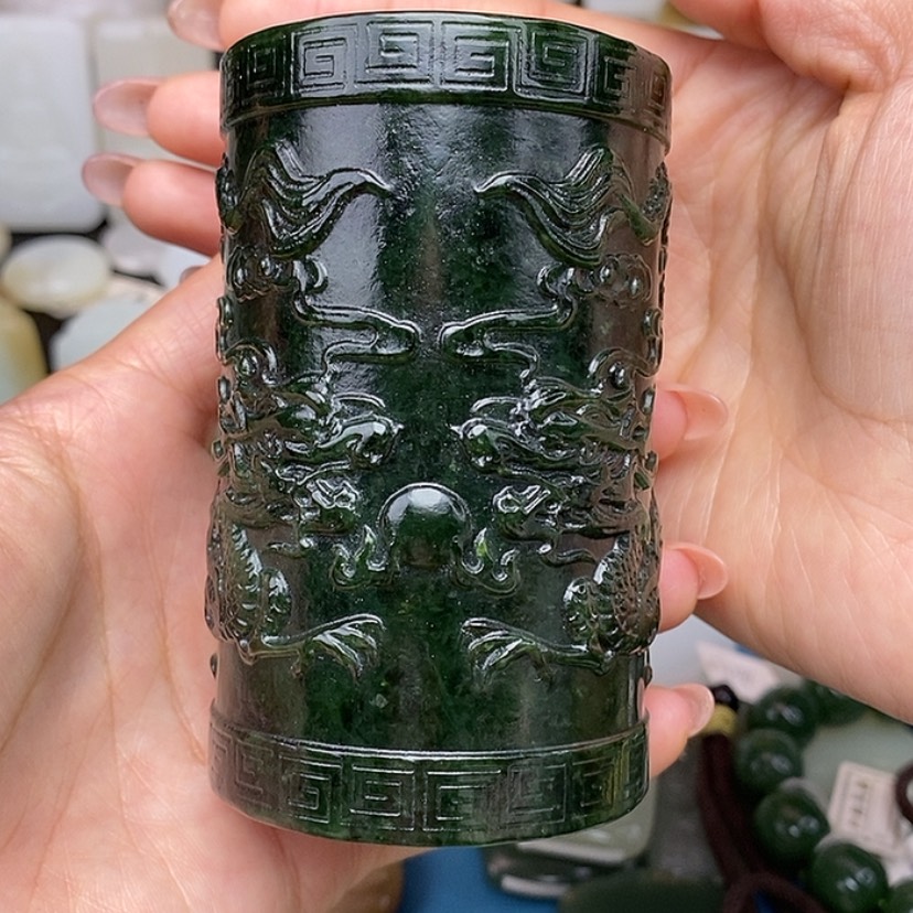 【闪购商品】和田玉颈饰未镶嵌抖****的