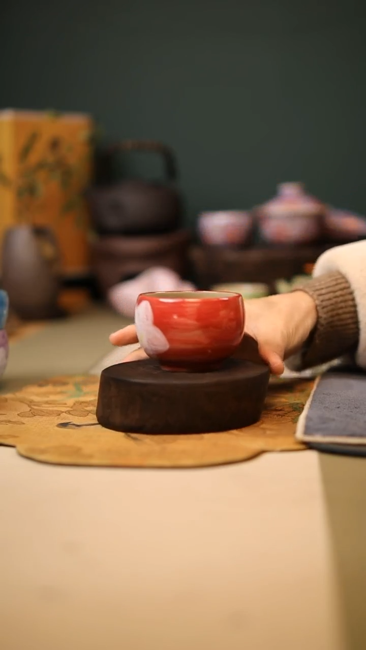 【闪购商品】陶瓷红蛋杯