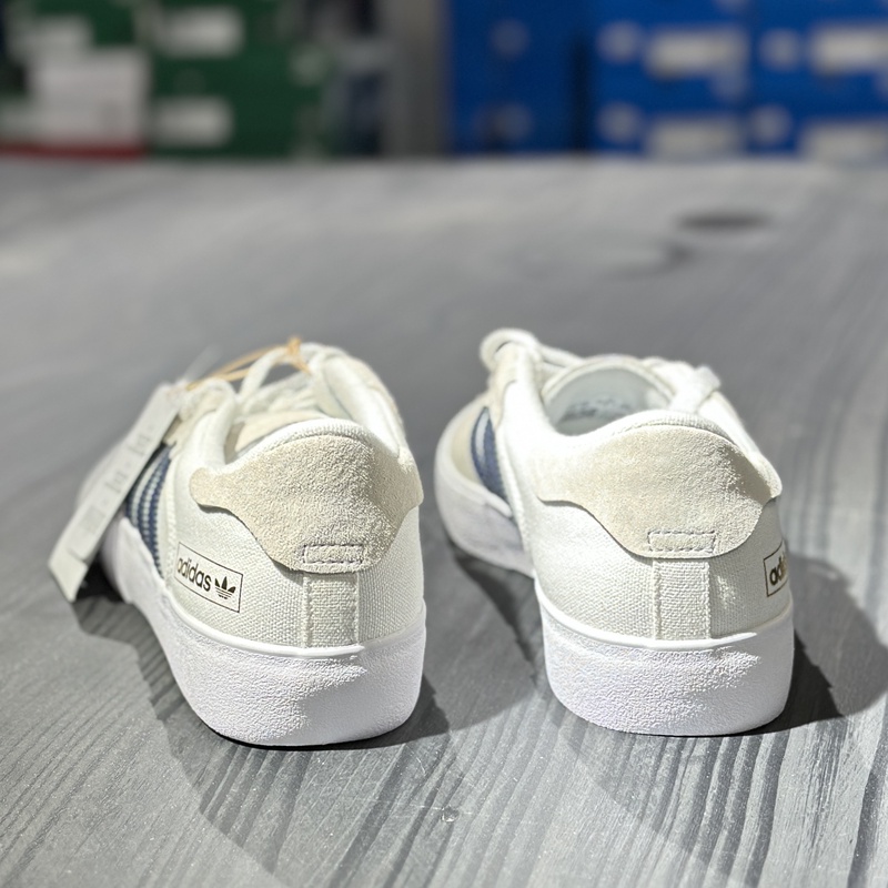 Adidas/阿迪达斯三叶草男子秋冬低帮轻便经典休闲运动板鞋EG2740