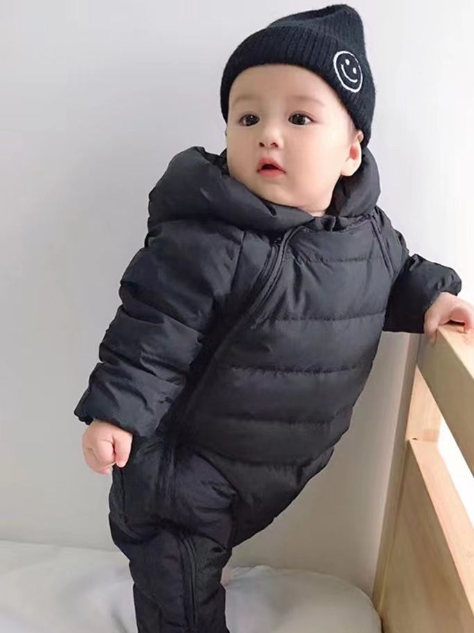 婴儿羽绒服连体衣加厚宝宝冬季外出服抱衣新生儿男女爬服轻薄保II