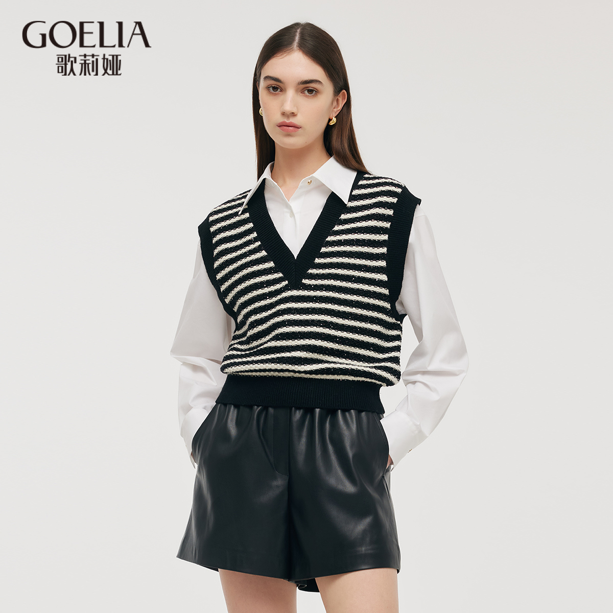歌莉娅秋新品百搭休闲黑白条纹马甲 1C9C5B190