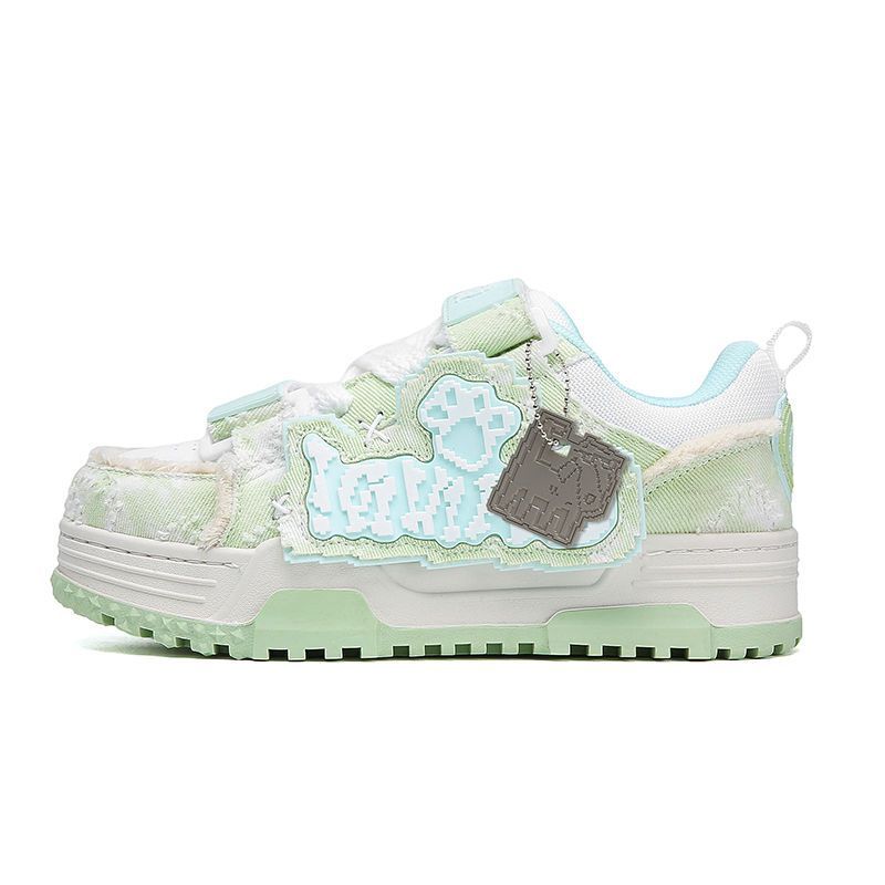 奇安达旗舰店【像素风】秋冬休闲百搭新款潮流增高厚底情侣板鞋040