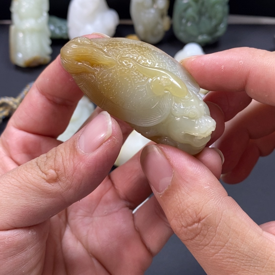 【闪购商品】和田玉（糖玉）挂件未镶嵌晚**酒