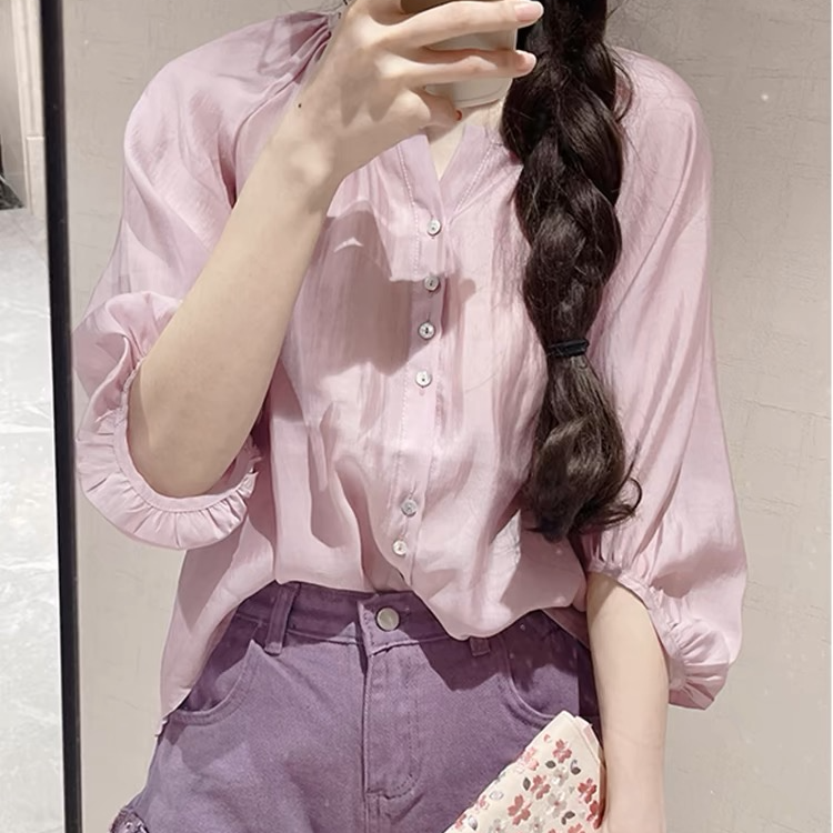 冉冉原创时尚定制服饰 以直播间展示为主