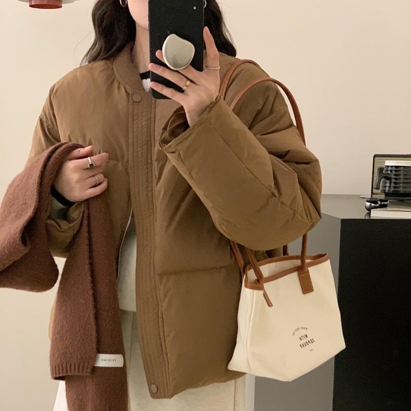雪中飞反季韩版女士新款羽绒服短款棒球领休闲加厚面包服